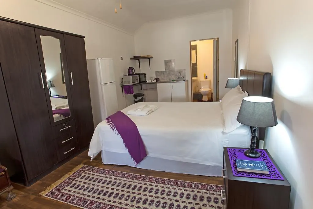 Eaglesnest Bed & Breakfast